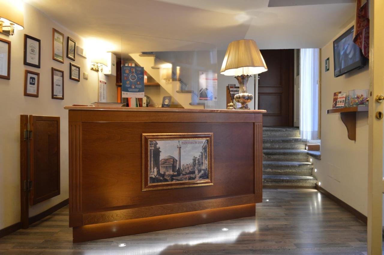 Pantheon Inn — Foto 3
